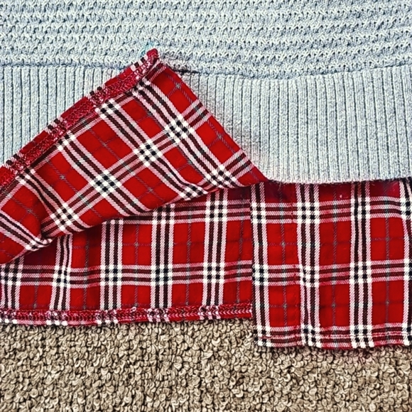 Sweater - Picture 7 of 16